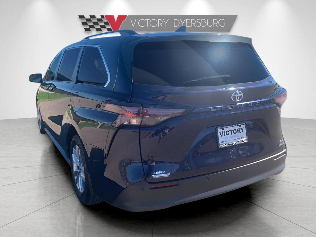 used 2023 Toyota Sienna car, priced at $44,445