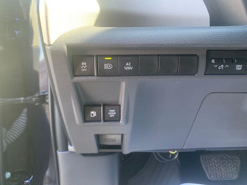 used 2023 Toyota Sienna car, priced at $44,445