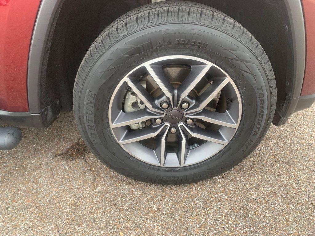 used 2021 Jeep Grand Cherokee car, priced at $26,988