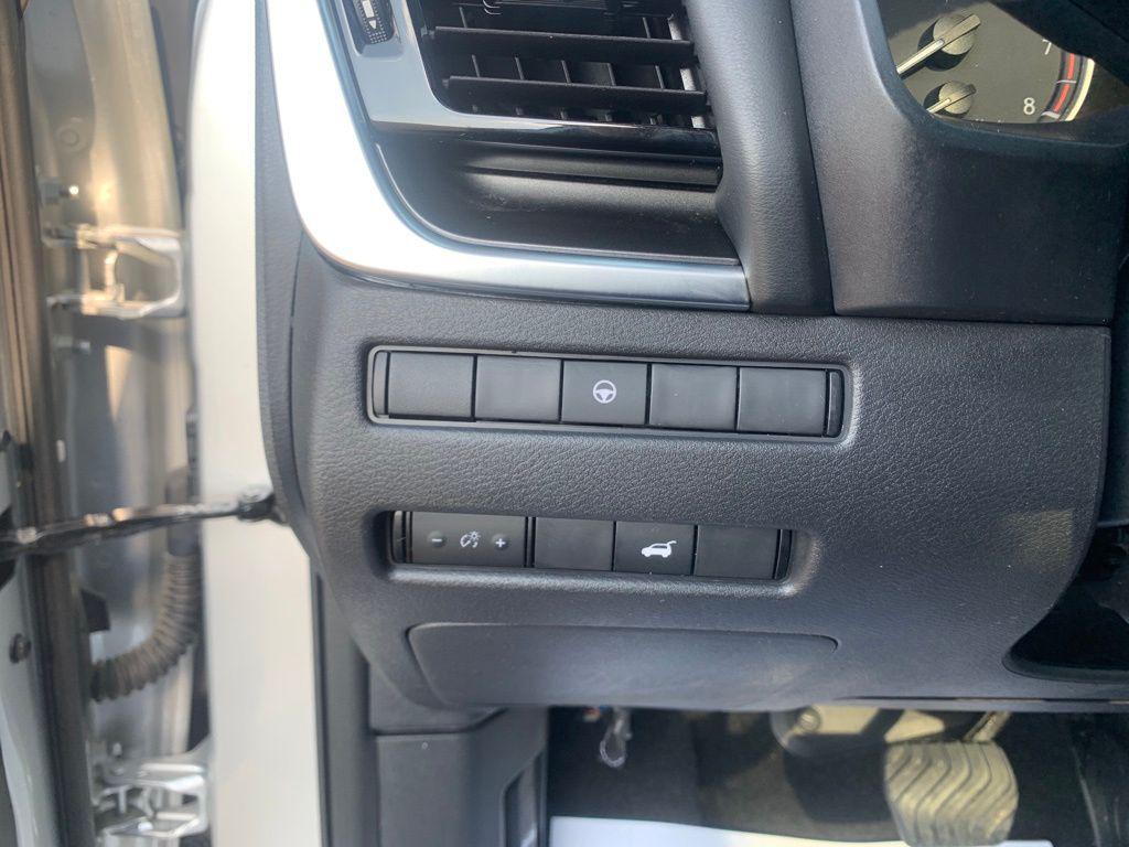 used 2023 Nissan Rogue car, priced at $21,816