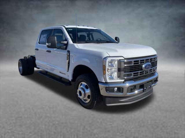 new 2025 Ford F-350 car, priced at $72,630