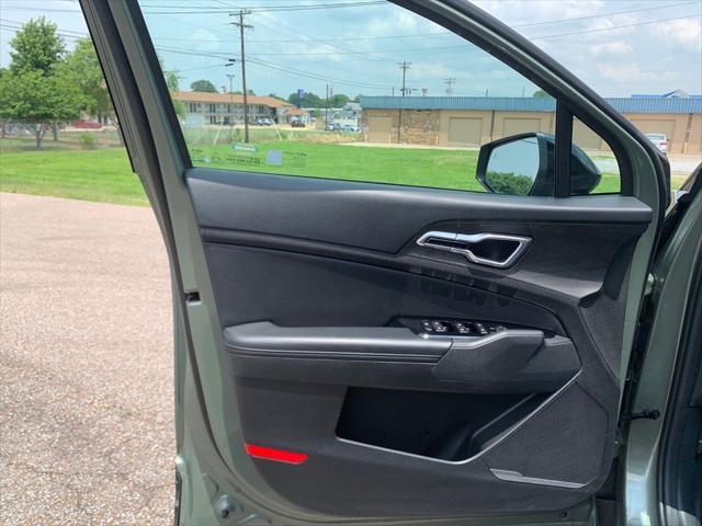 used 2024 Kia Sportage car, priced at $31,377