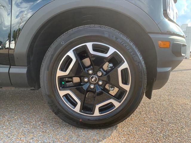 new 2024 Ford Bronco Sport car, priced at $37,920