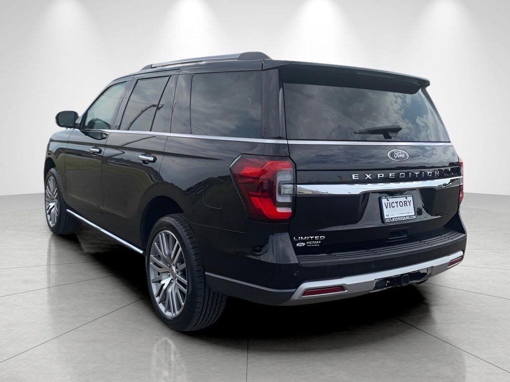 used 2024 Ford Expedition car, priced at $52,775