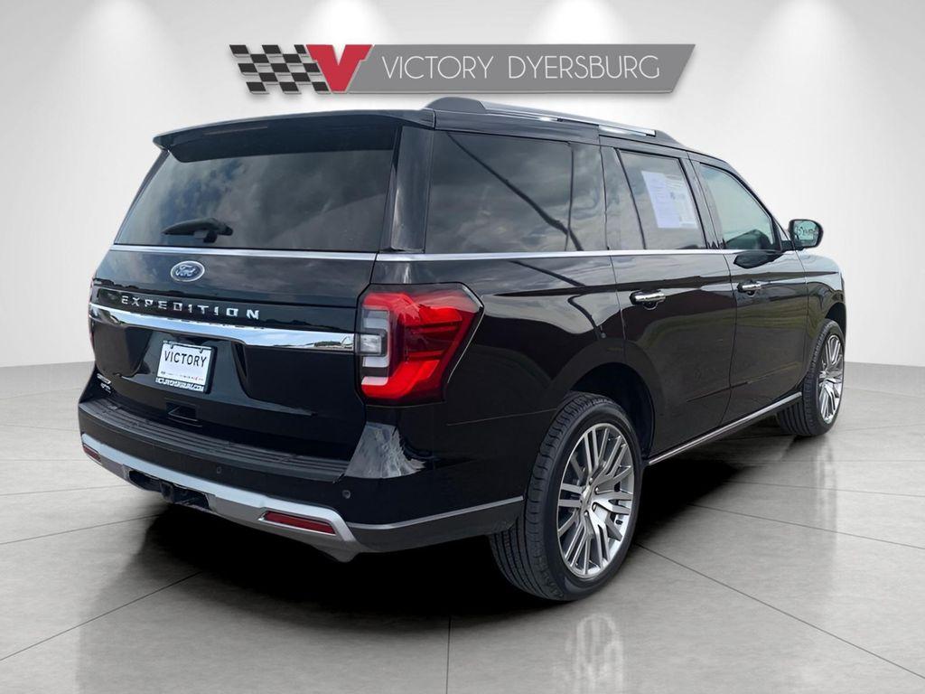used 2024 Ford Expedition car, priced at $49,894
