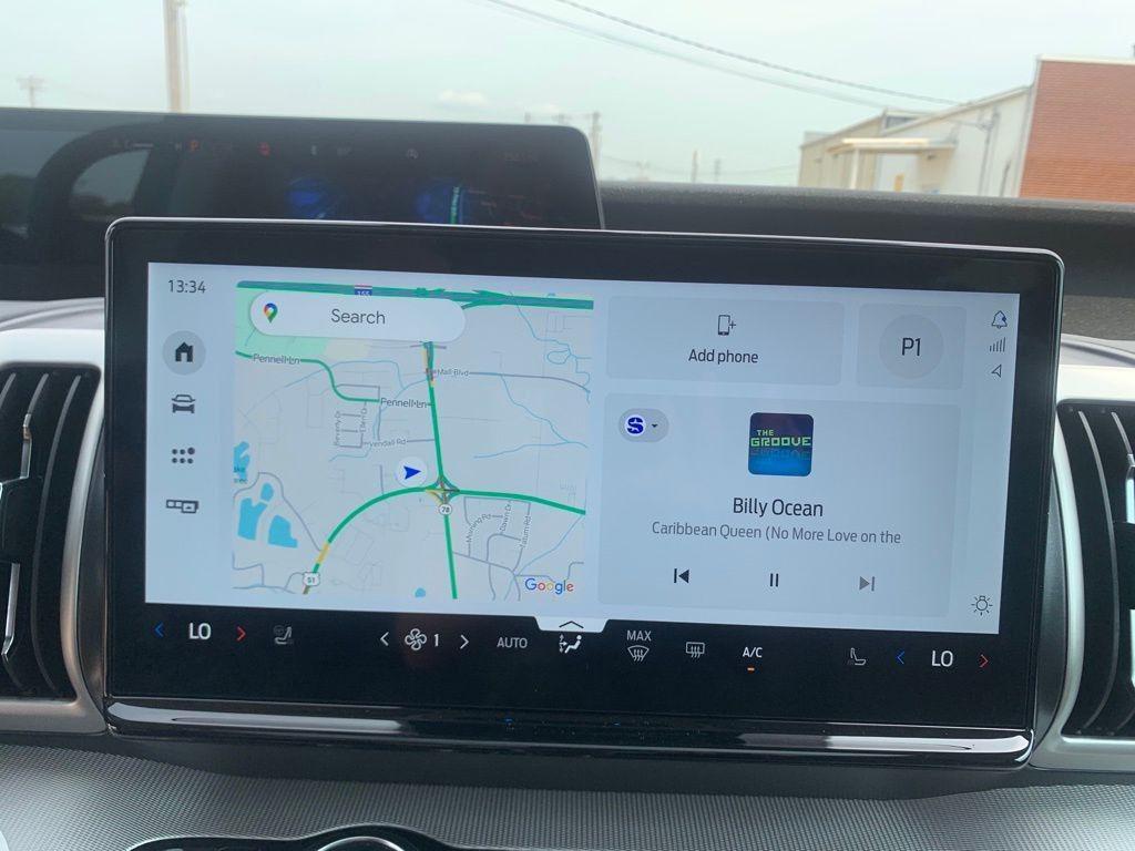 new 2025 Ford Expedition car, priced at $72,725