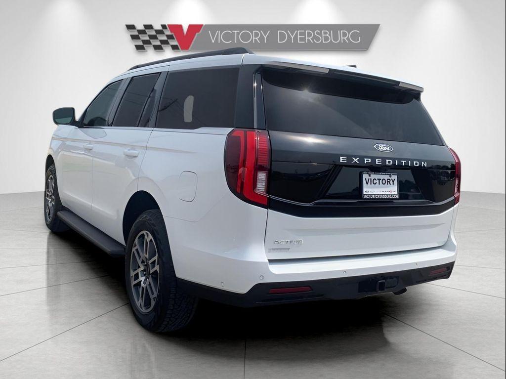 new 2025 Ford Expedition car, priced at $72,725