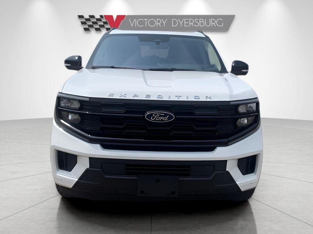 new 2025 Ford Expedition car, priced at $72,725