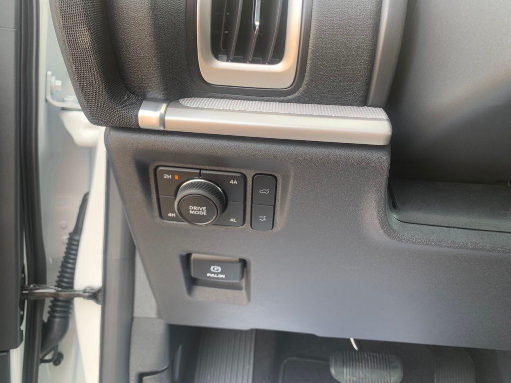 new 2025 Ford Expedition car, priced at $72,725