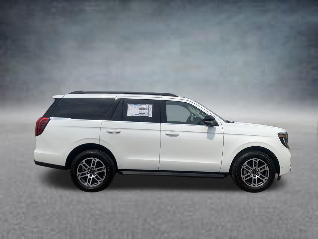 new 2025 Ford Expedition car, priced at $72,725
