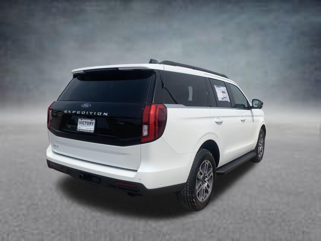 new 2025 Ford Expedition car, priced at $72,725