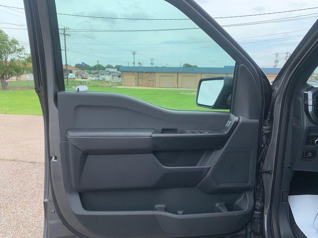 new 2025 Ford F-150 car, priced at $52,715