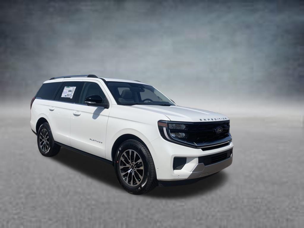 new 2025 Ford Expedition car, priced at $78,100