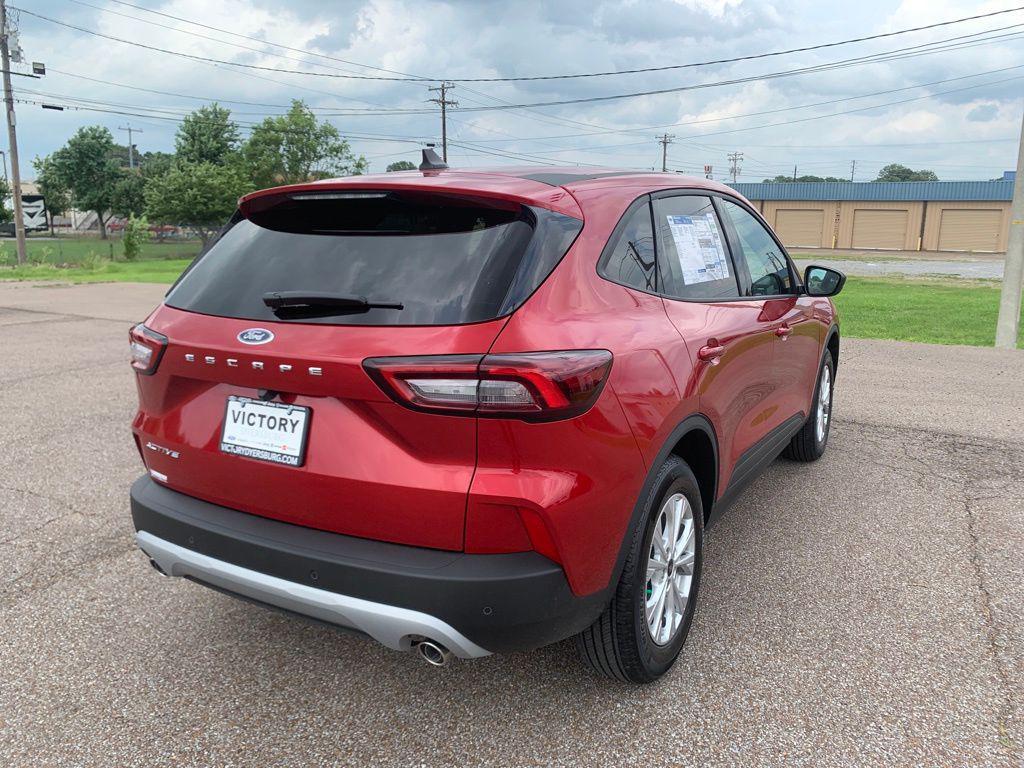 new 2025 Ford Escape car, priced at $30,988