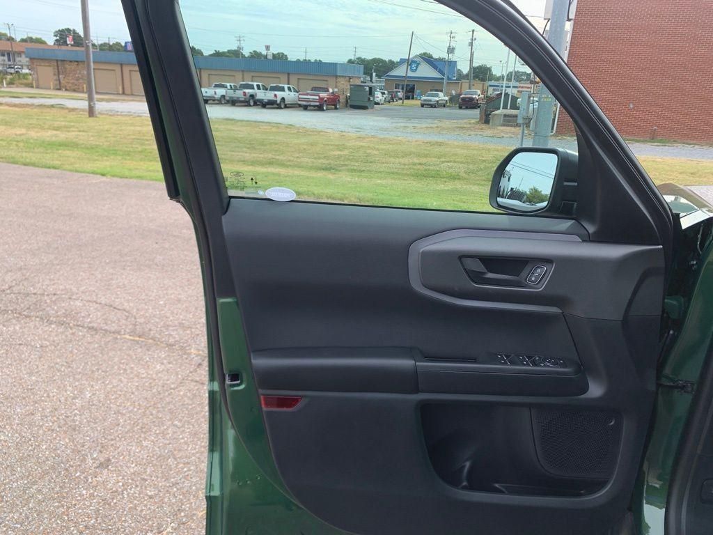 new 2025 Ford Bronco Sport car, priced at $36,880