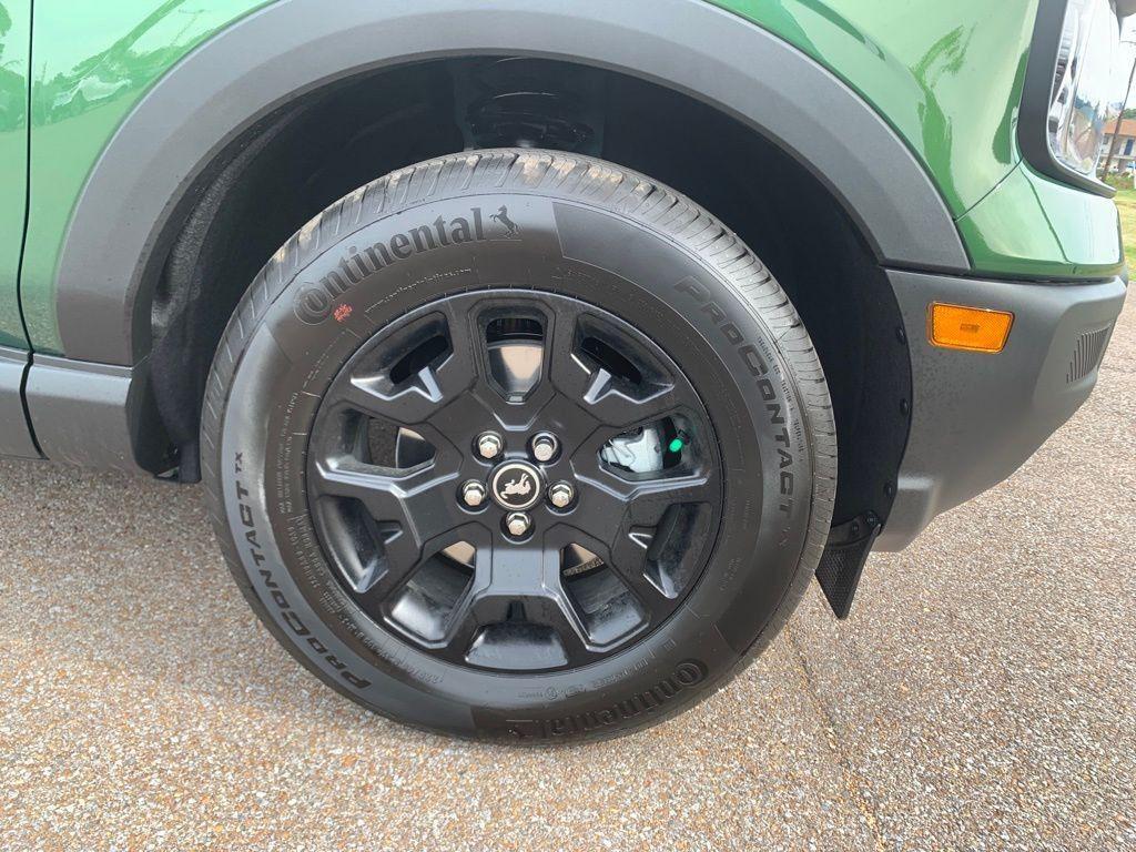 new 2025 Ford Bronco Sport car, priced at $36,880