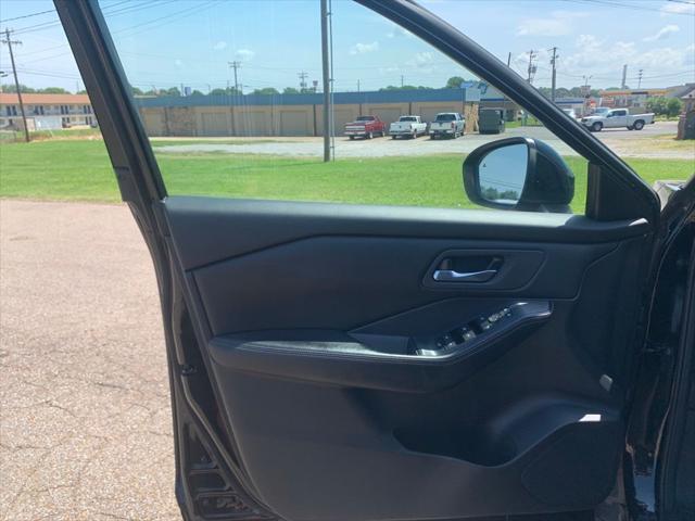 used 2024 Nissan Rogue car, priced at $24,988