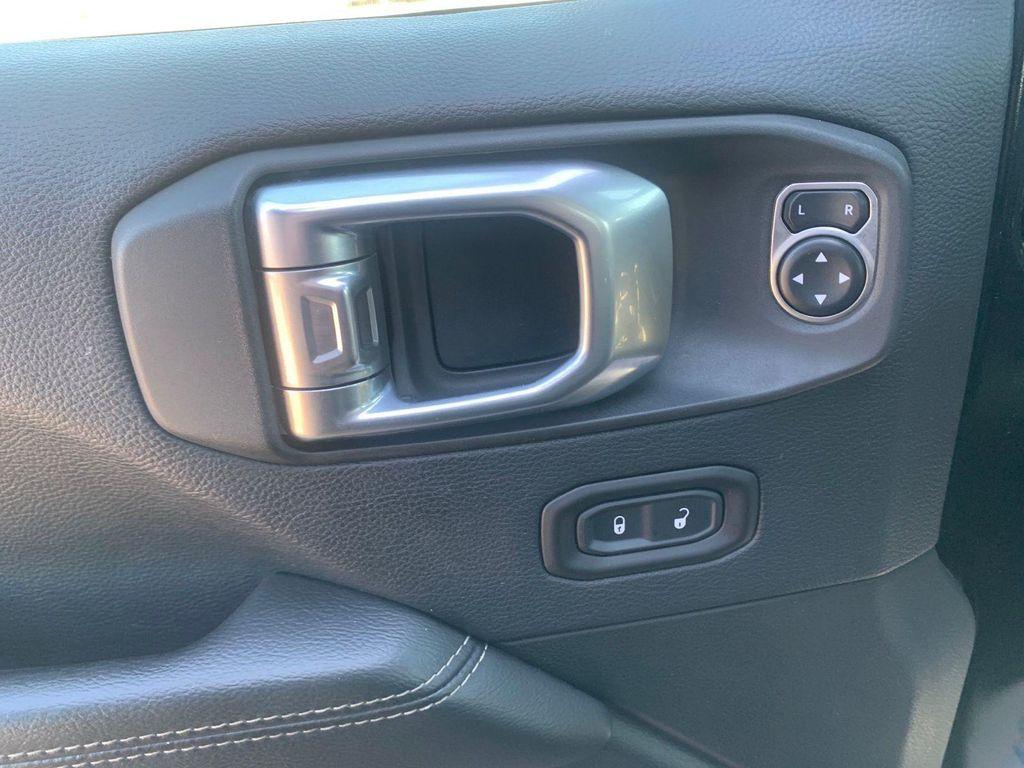 used 2018 Jeep Wrangler Unlimited car, priced at $26,775