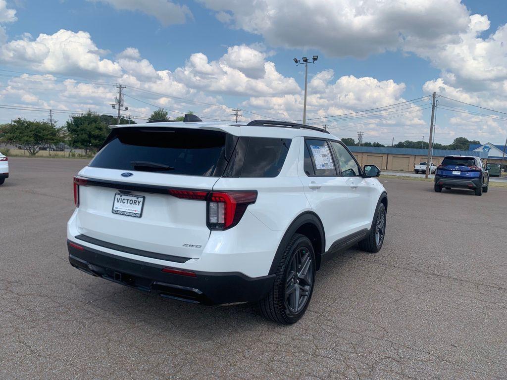 new 2025 Ford Explorer car, priced at $54,070