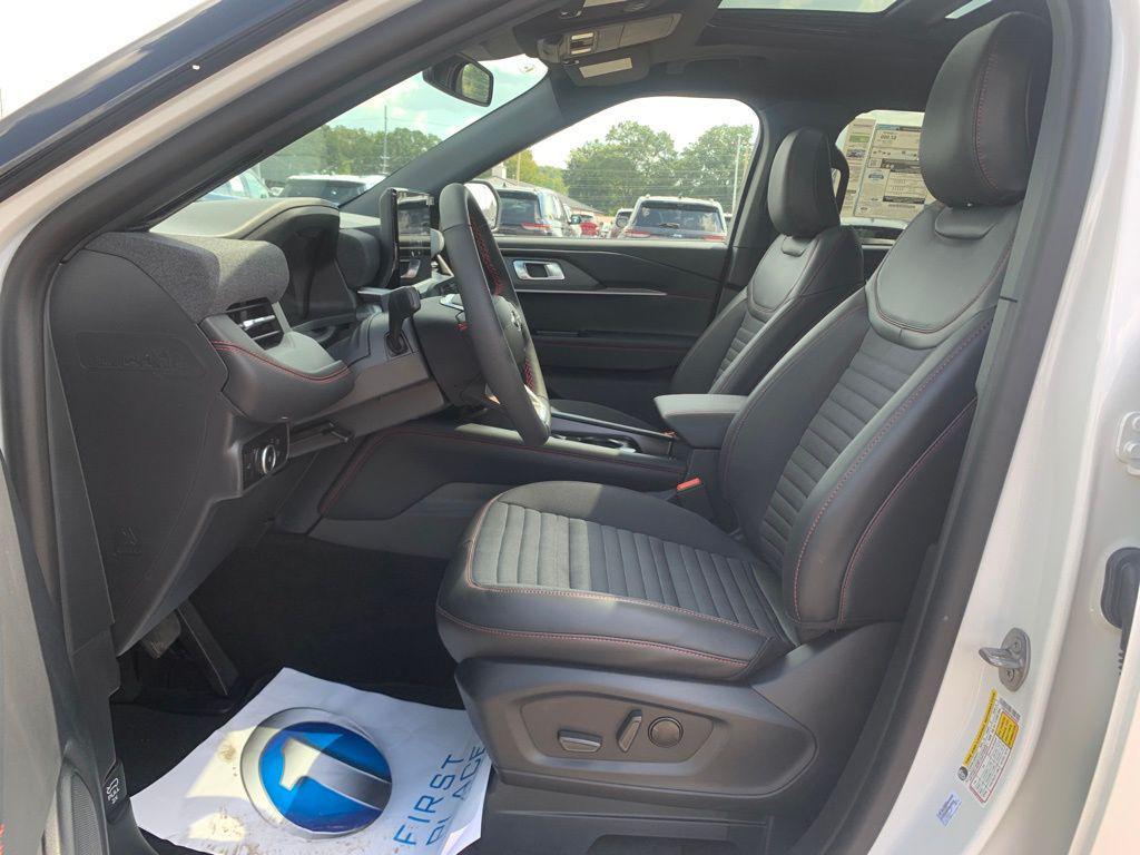 new 2025 Ford Explorer car, priced at $54,070