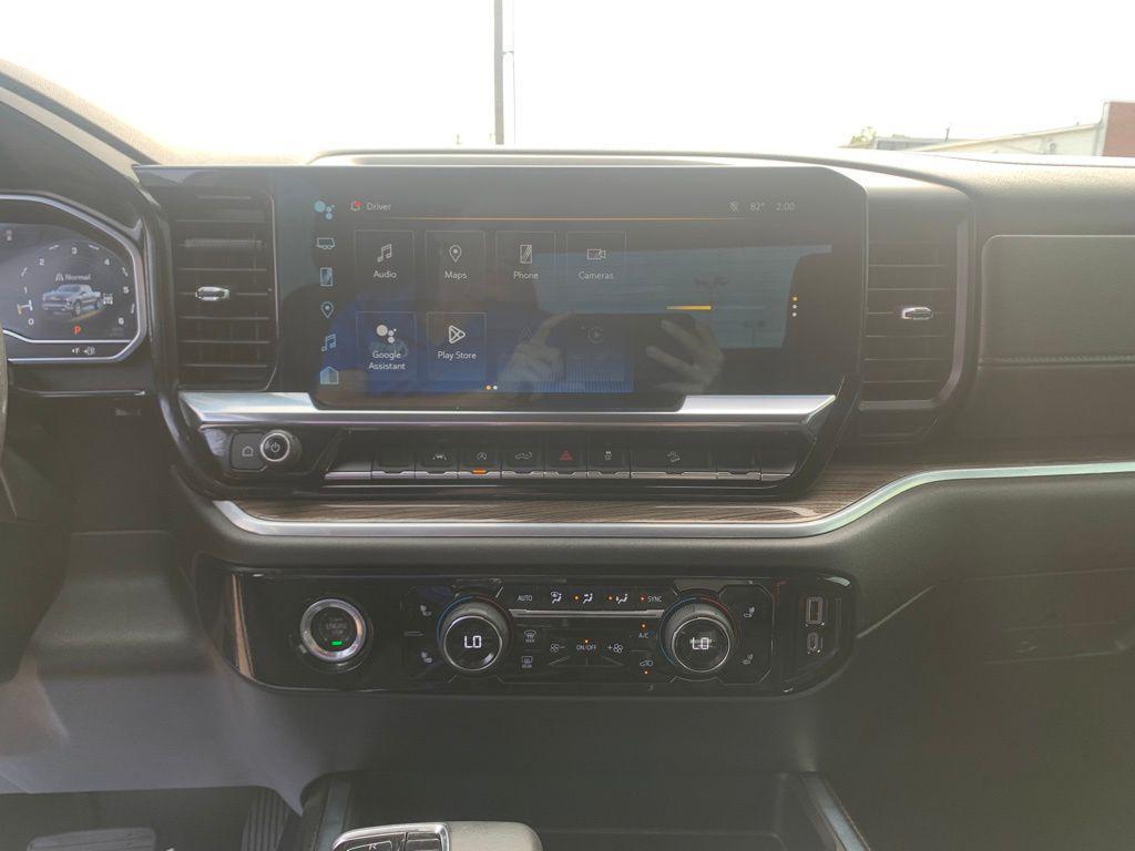used 2022 Chevrolet Silverado 1500 car, priced at $41,888
