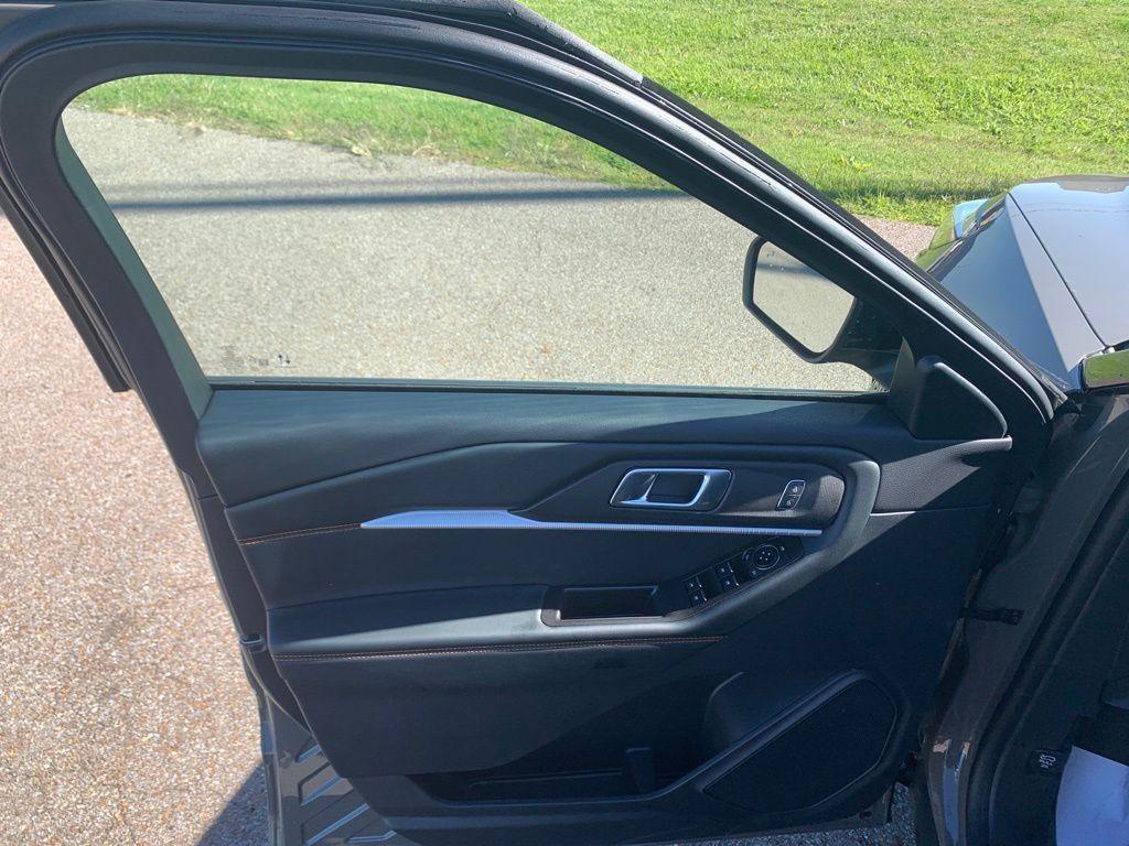 new 2026 Ford Explorer car, priced at $51,055