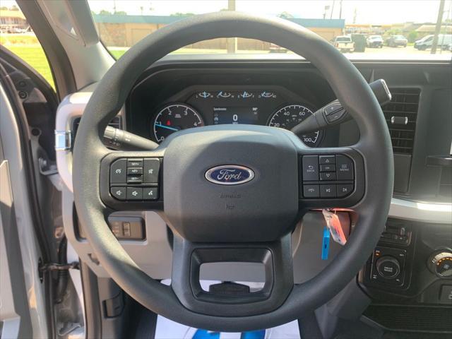 new 2025 Ford F-250 car, priced at $70,725