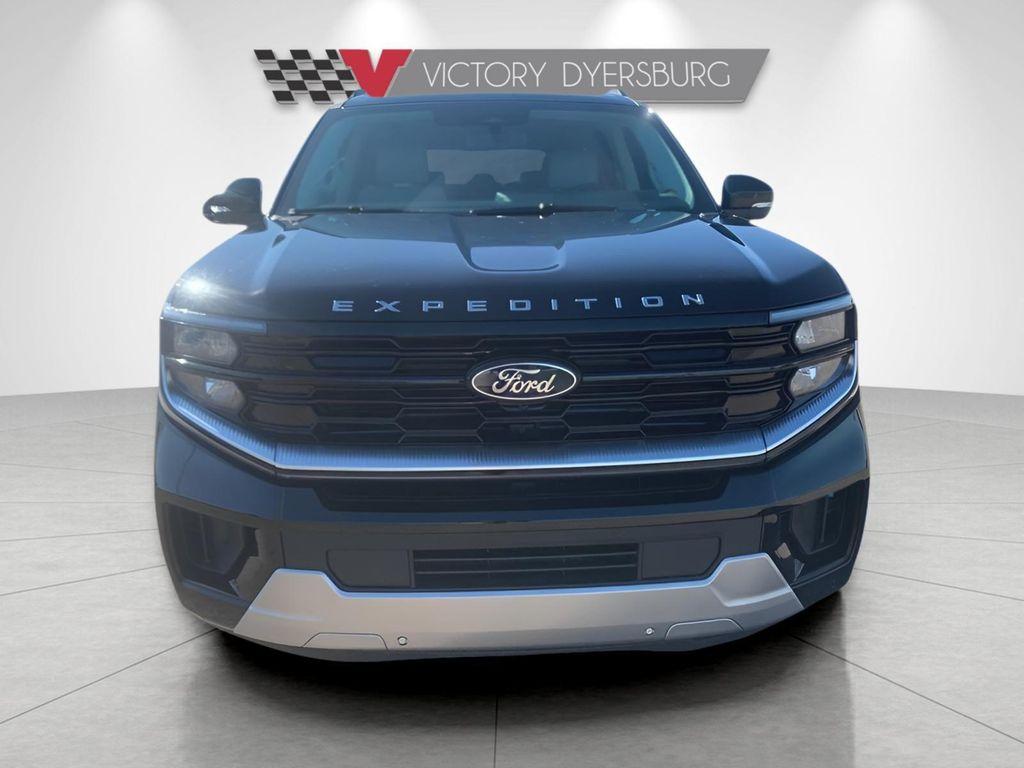 new 2025 Ford Expedition car, priced at $89,988