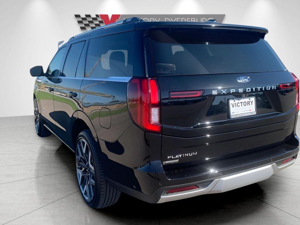 new 2025 Ford Expedition car, priced at $89,988