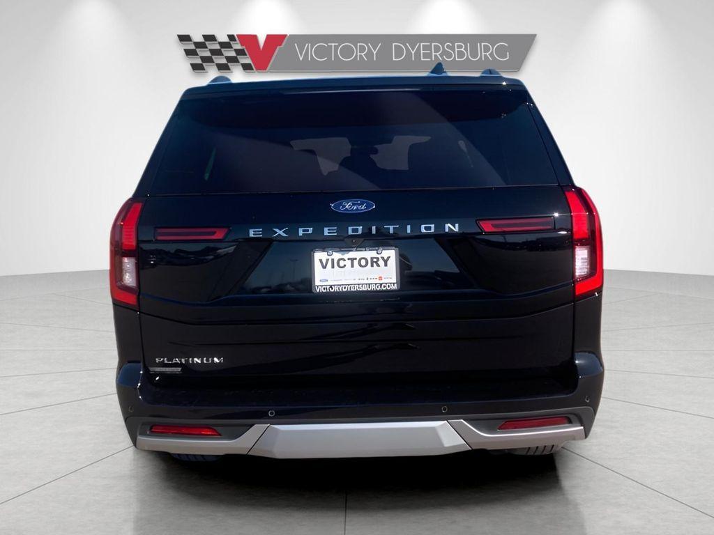 new 2025 Ford Expedition car, priced at $89,988