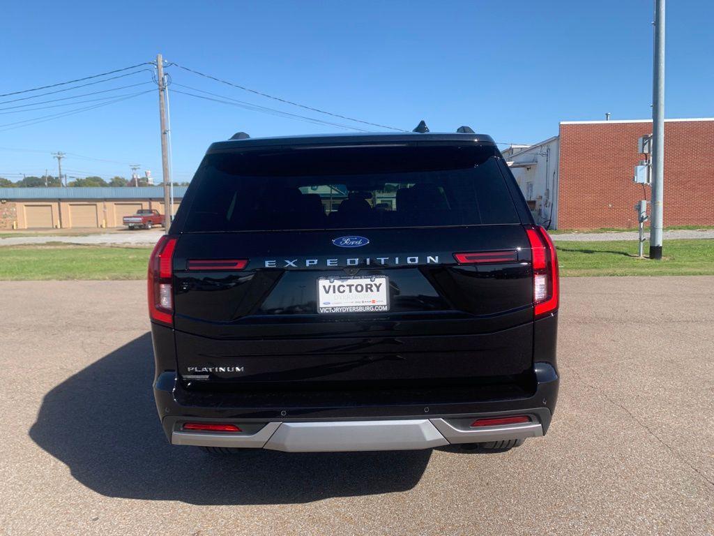new 2025 Ford Expedition car, priced at $89,988