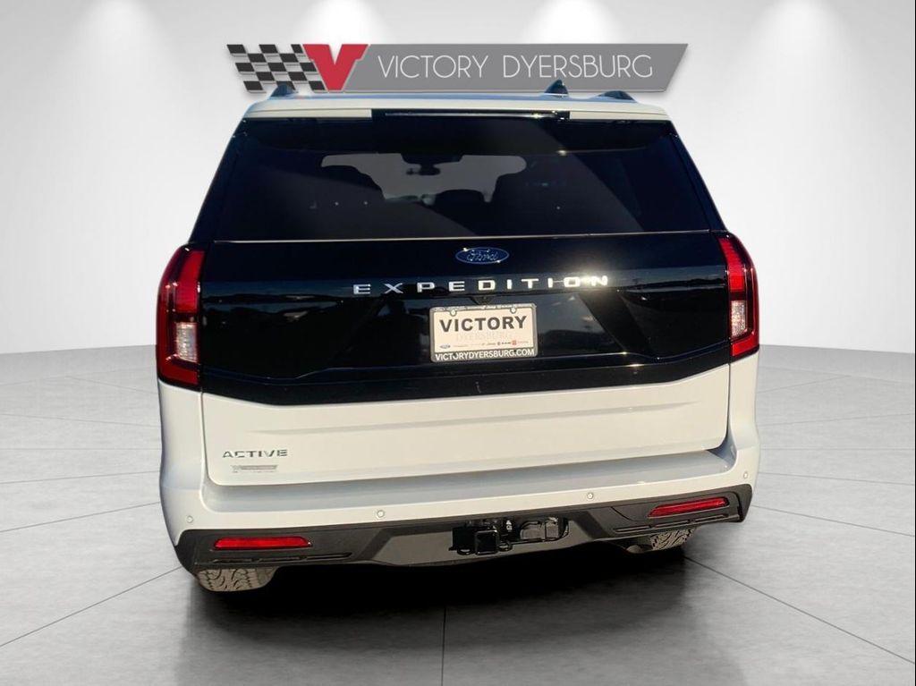new 2025 Ford Expedition car, priced at $73,585