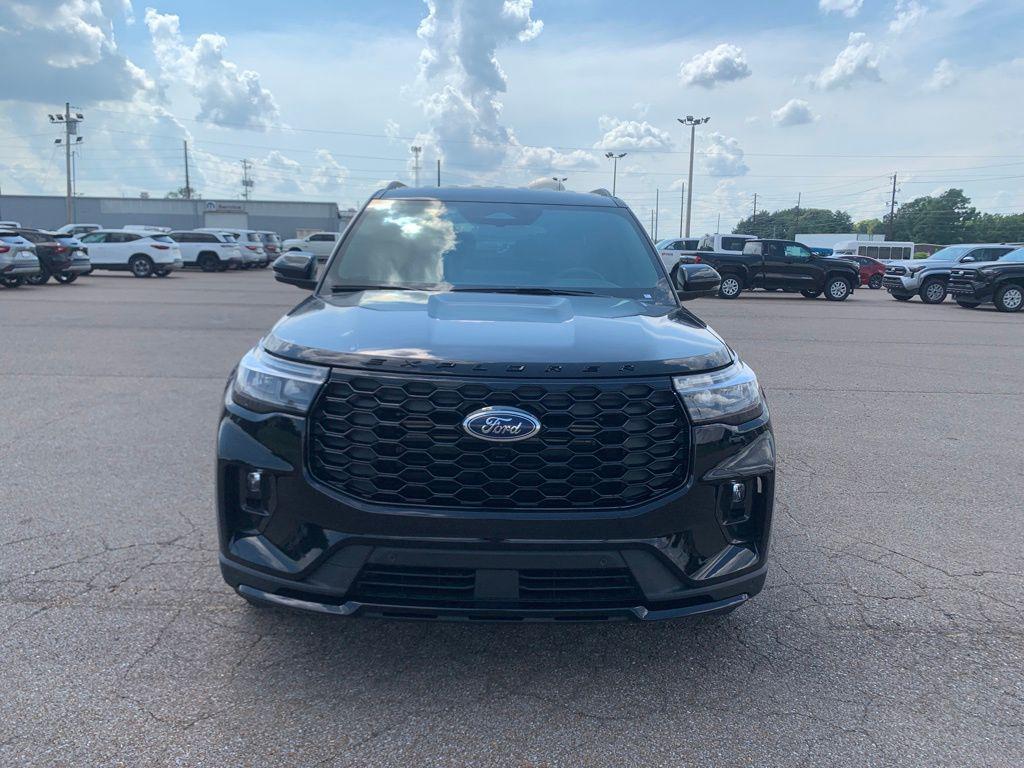 new 2025 Ford Explorer car, priced at $49,580
