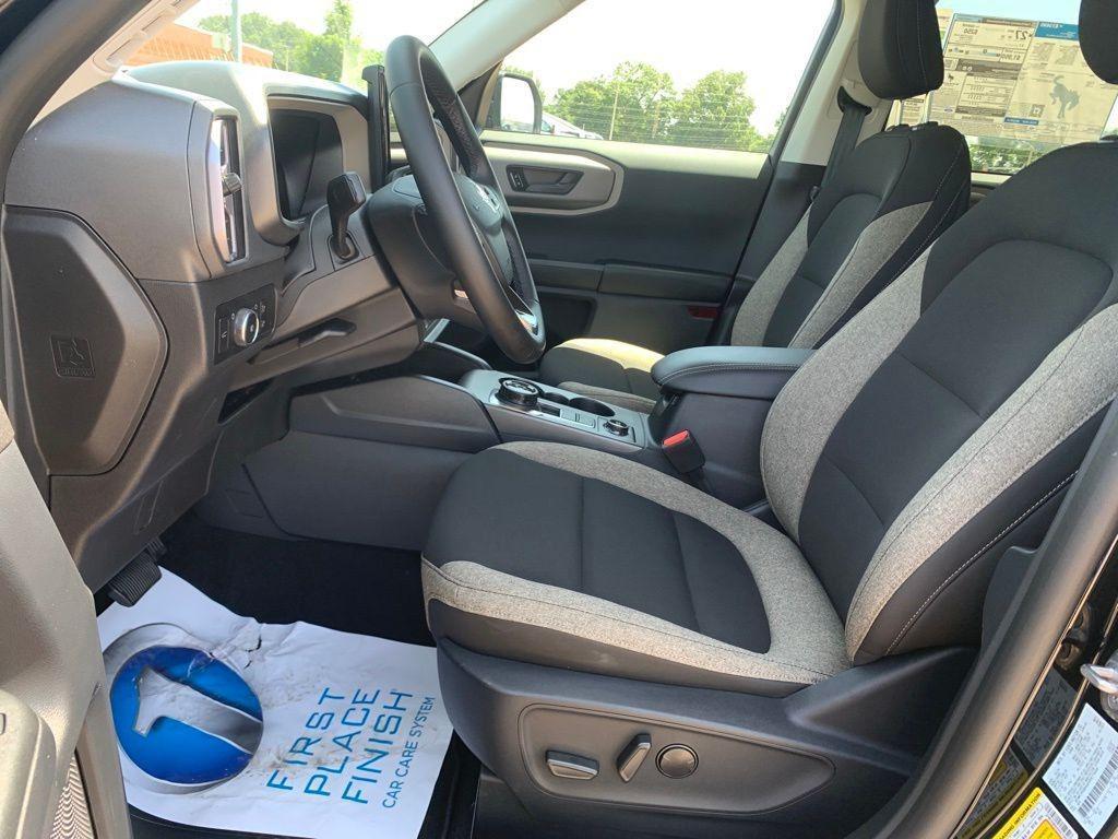 new 2025 Ford Bronco Sport car, priced at $33,565