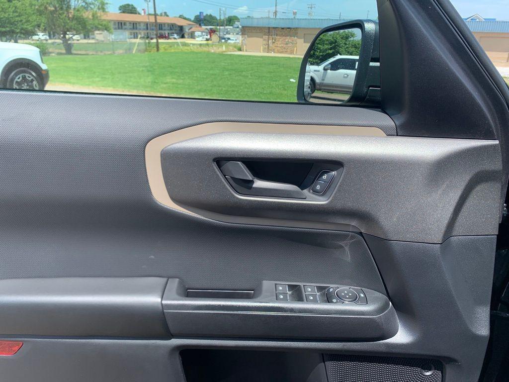 new 2025 Ford Bronco Sport car, priced at $33,565