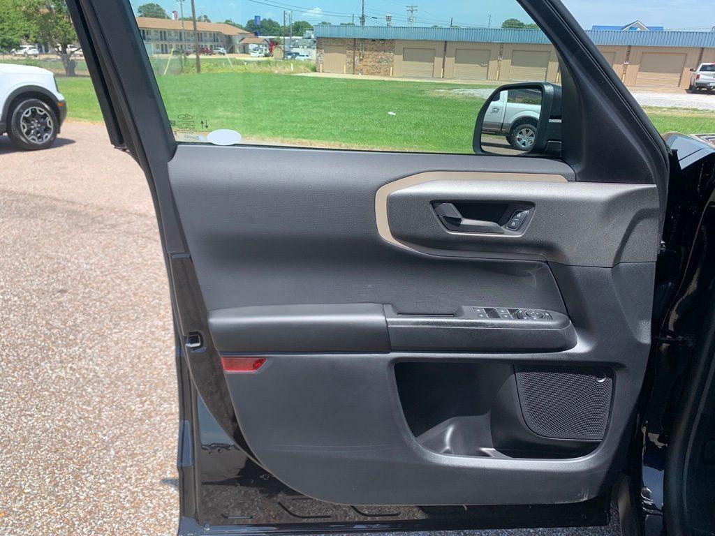 new 2025 Ford Bronco Sport car, priced at $33,565