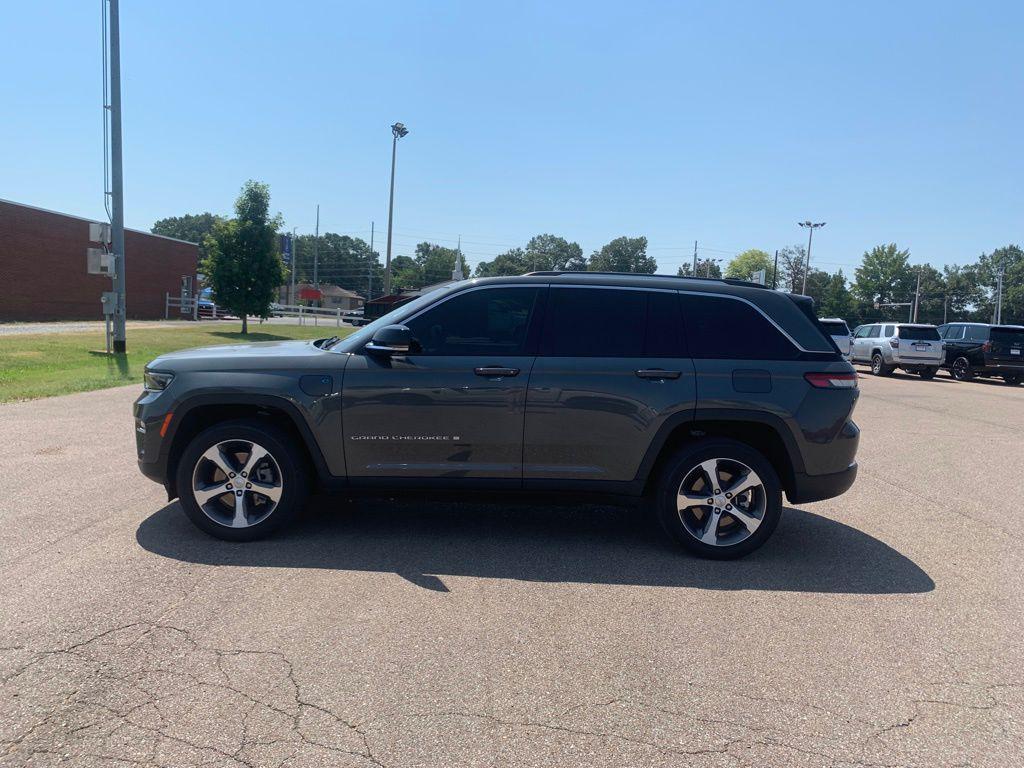 used 2022 Jeep Grand Cherokee 4xe car, priced at $26,445