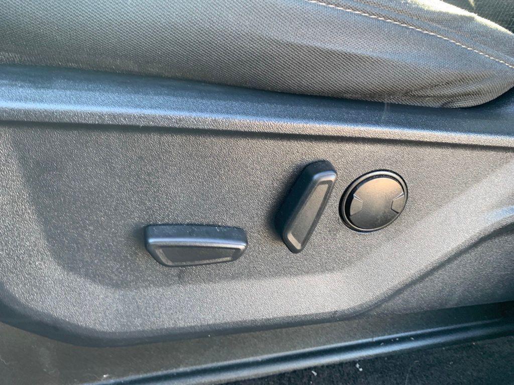 used 2022 Ford F-150 car, priced at $38,217