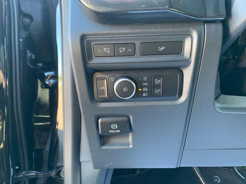 used 2022 Ford F-150 car, priced at $38,217