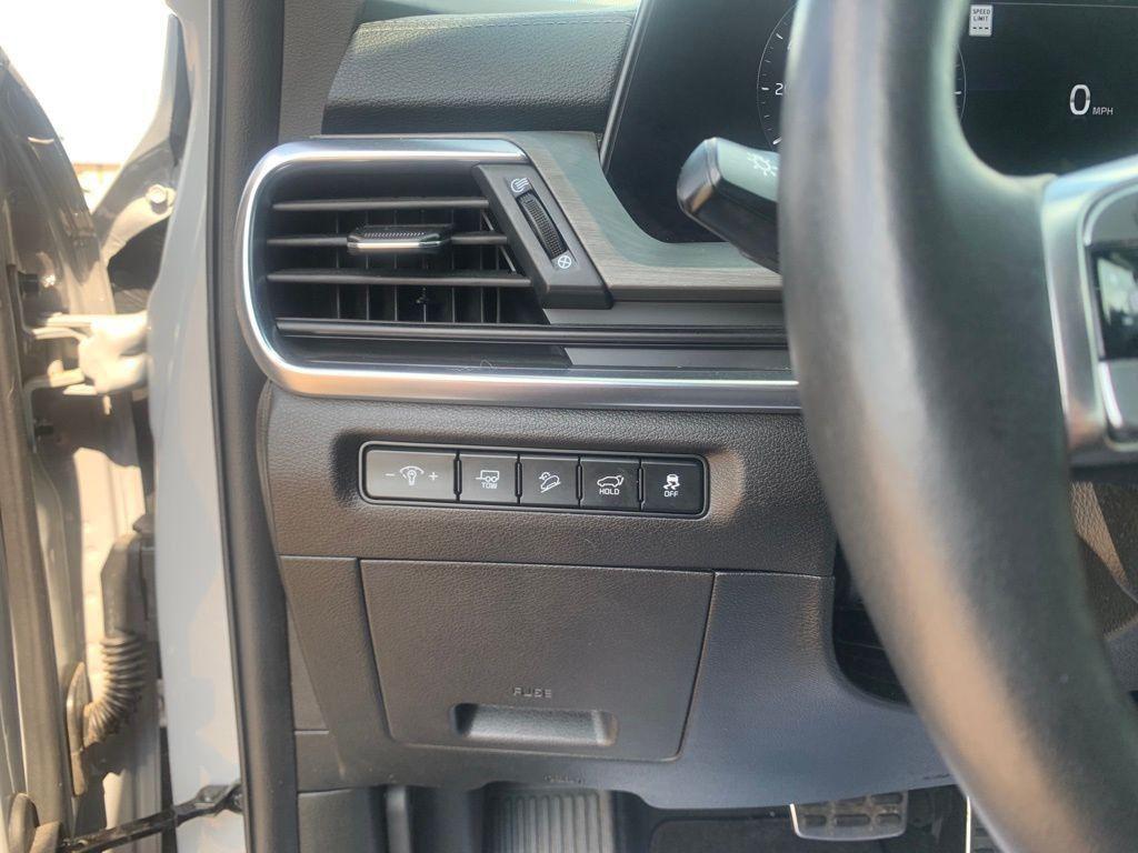 used 2023 Kia Telluride car, priced at $38,325