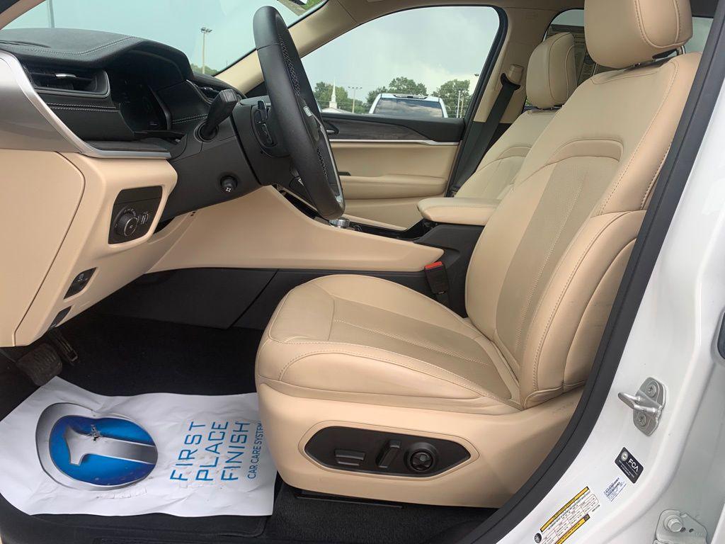 used 2022 Jeep Grand Cherokee L car, priced at $34,988