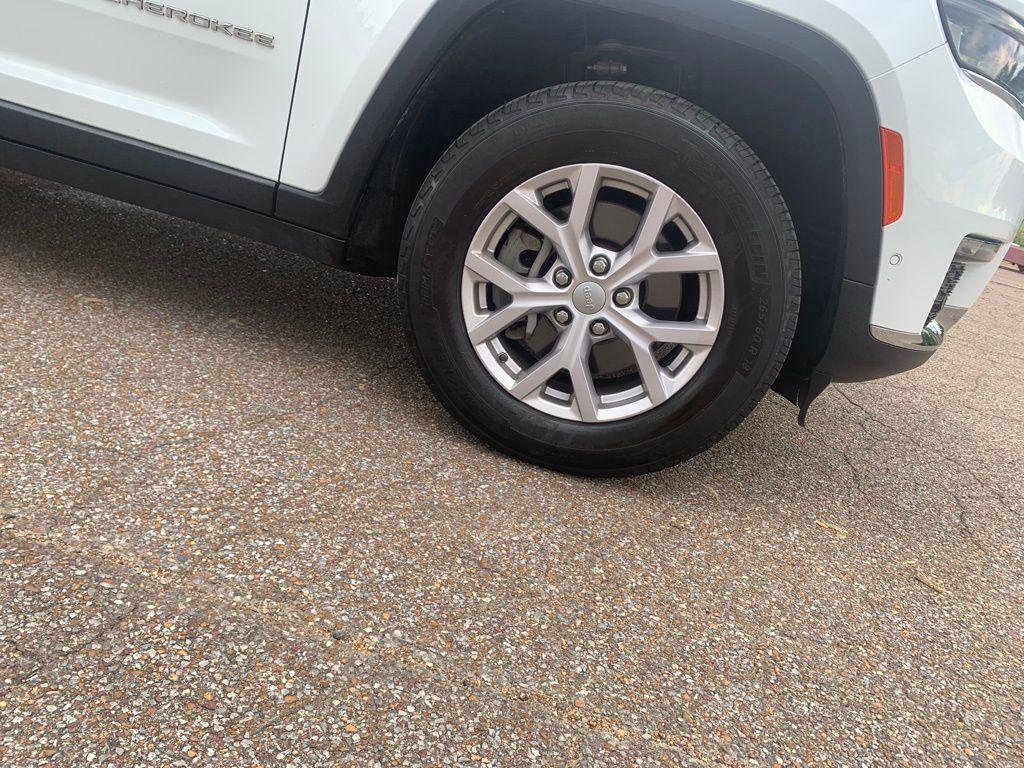 used 2022 Jeep Grand Cherokee L car, priced at $34,988