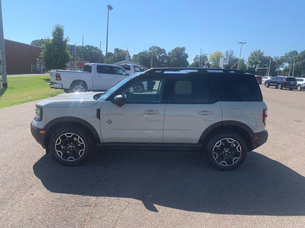 new 2025 Ford Bronco Sport car, priced at $41,875