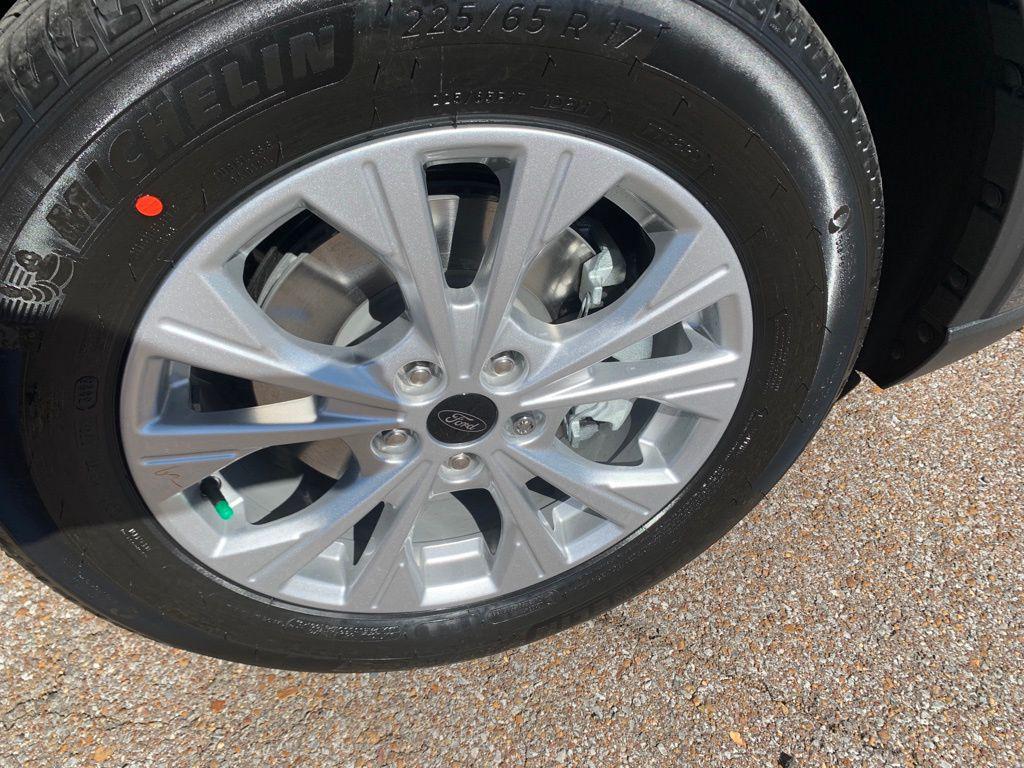 new 2026 Ford Escape car, priced at $33,680