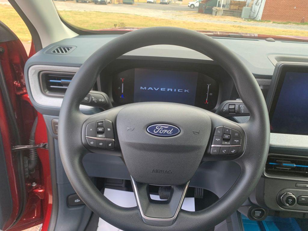 new 2025 Ford Maverick car, priced at $33,360