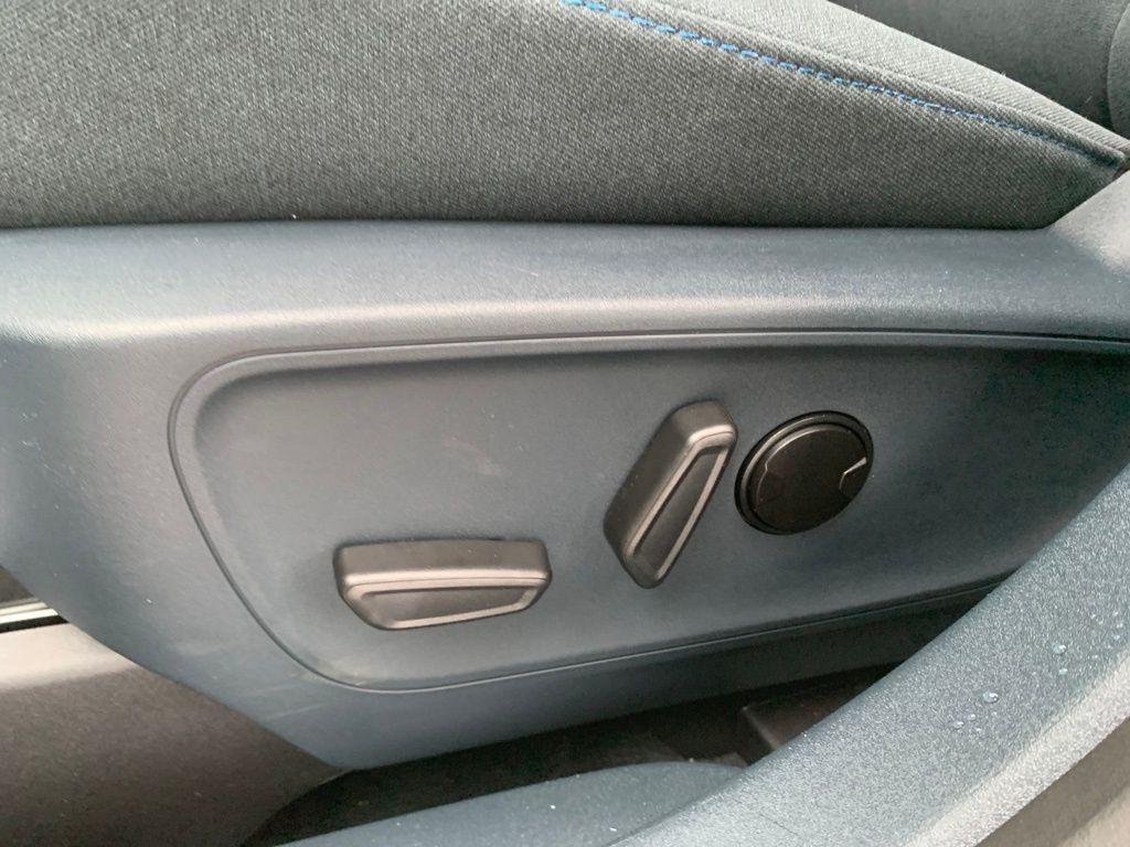 new 2025 Ford Maverick car, priced at $35,025