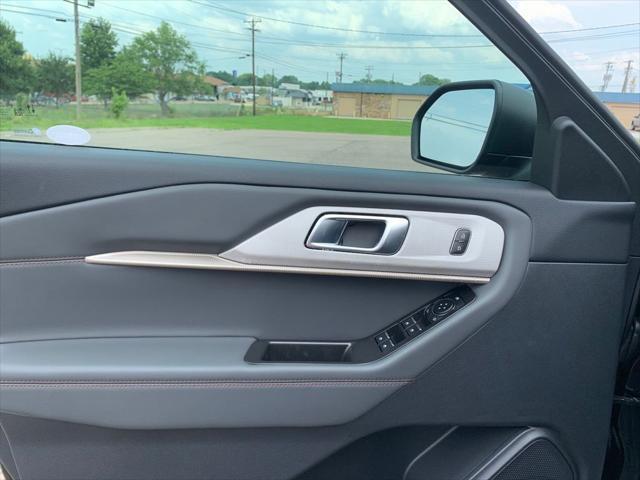 new 2025 Ford Explorer car, priced at $41,780