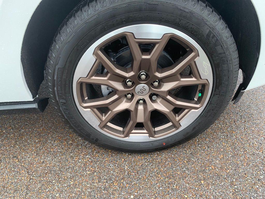 new 2025 Ford Expedition car, priced at $85,988