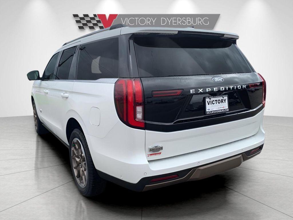 new 2025 Ford Expedition car, priced at $85,988