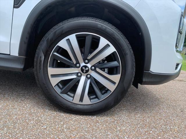 used 2024 Mitsubishi Outlander Sport car, priced at $22,888
